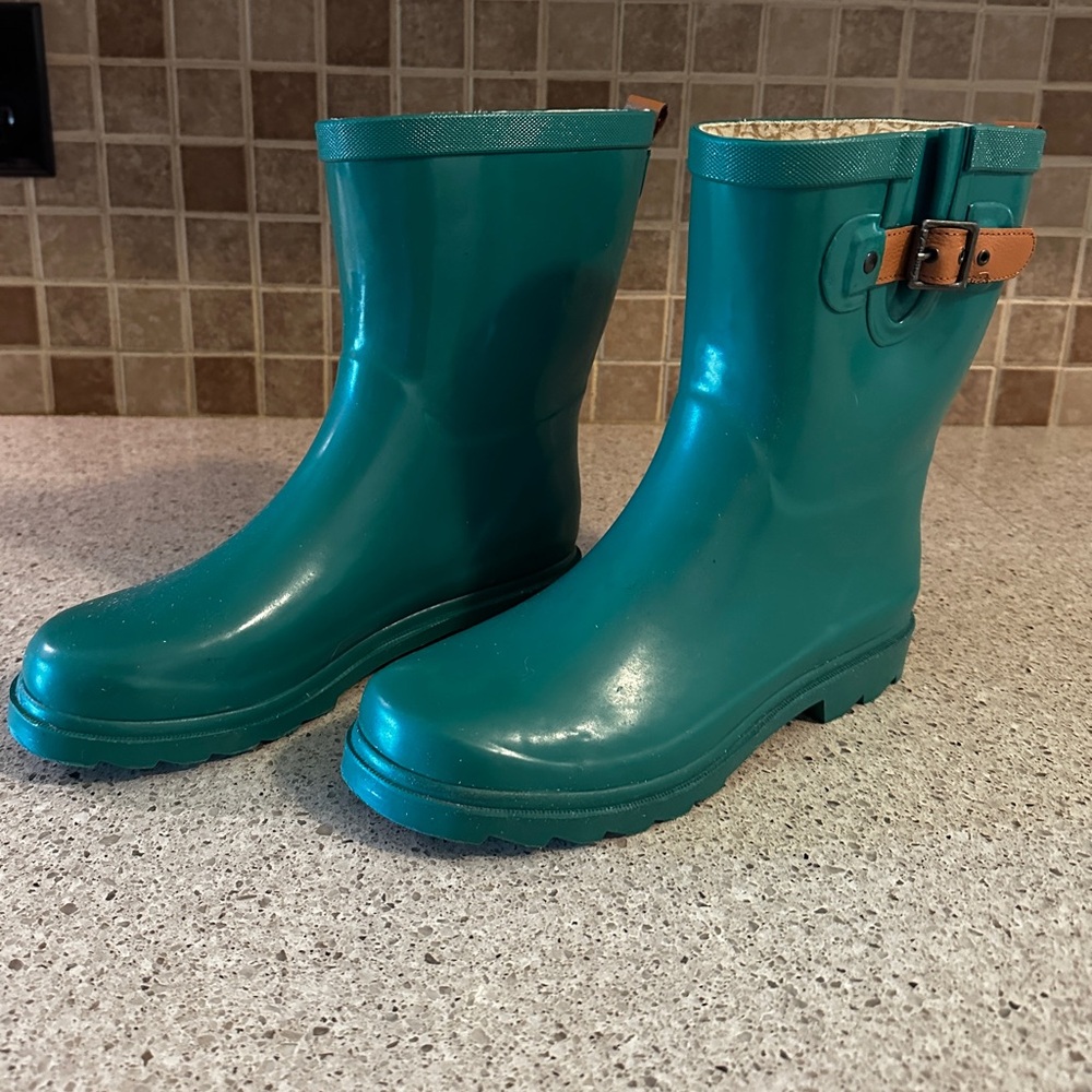 Chooka rain boots